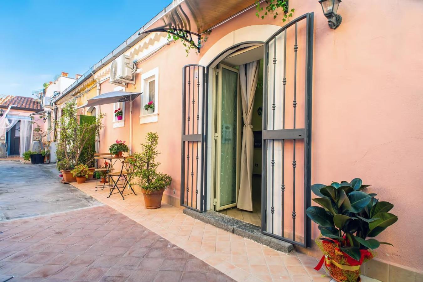 קטאניה Tropical Holiday House מראה חיצוני תמונה